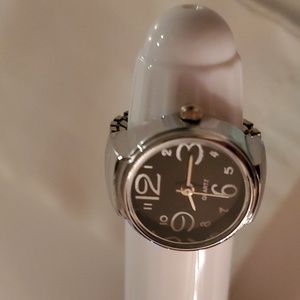 New Working Finger Watch